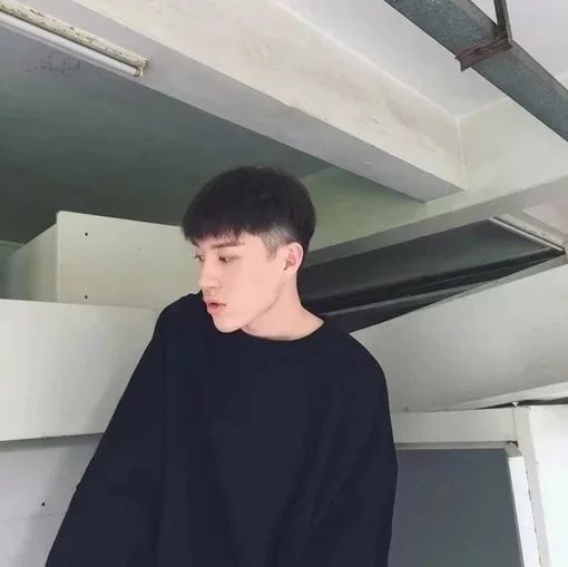 左荣光英